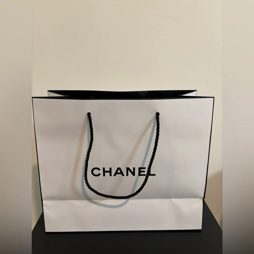 Chanel shopping bag